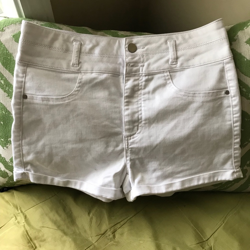 High waist white denim shorts